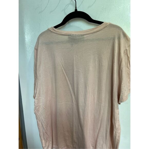 DKNY Pink T-Shirt With Sequin Front Pocket Woman’s Size XL-Spot On Front - Picture 8 of 8